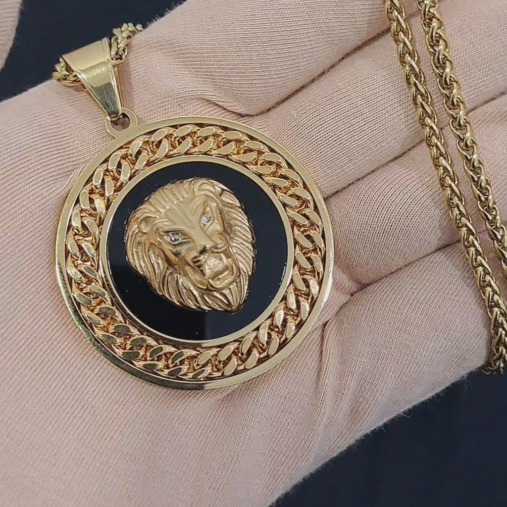Lion Pendant Chain Gold