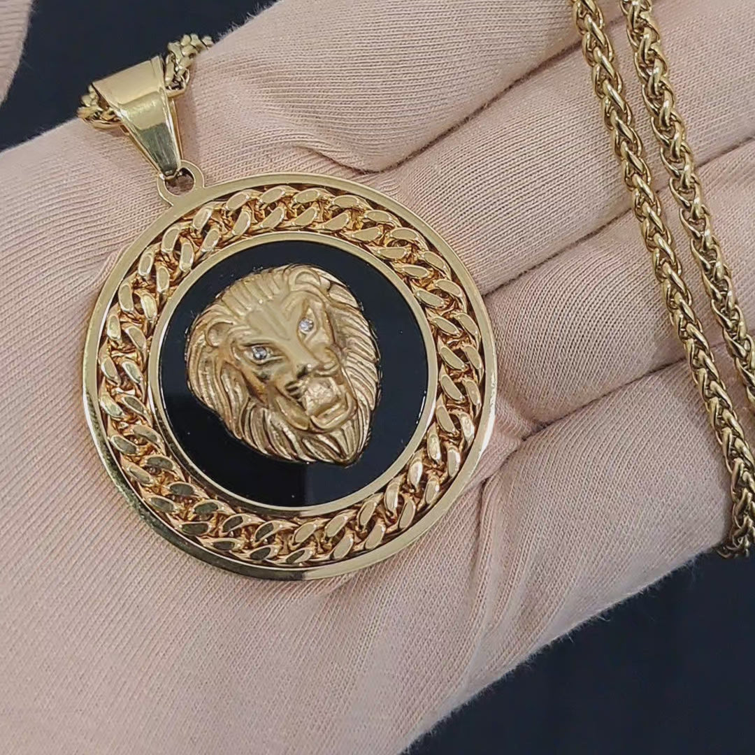 Lion Pendant Chain Gold